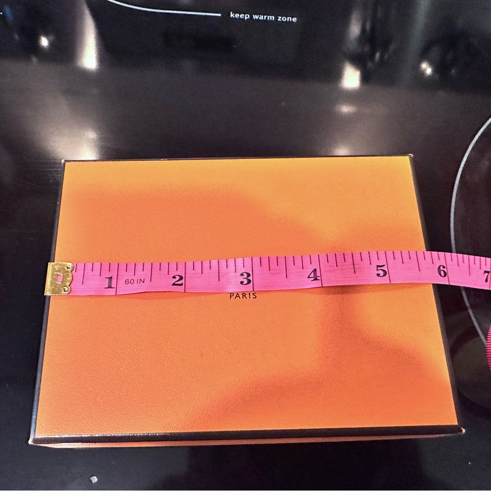 Hermes 100% Authentic Hermes Medium Empty Gift/St… - image 5